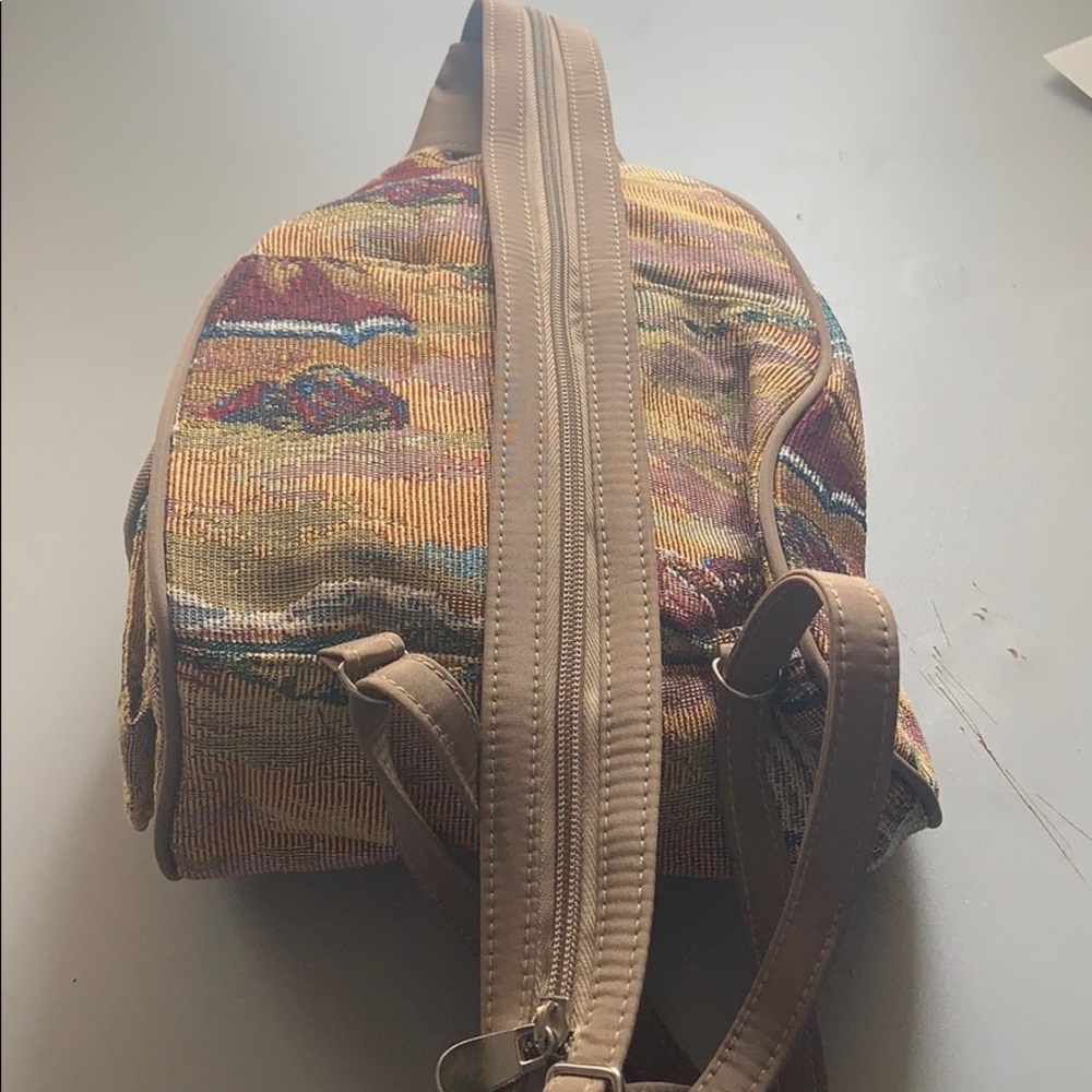 ET AVENUE Tapestry backpack NWT - Picture 4 of 15